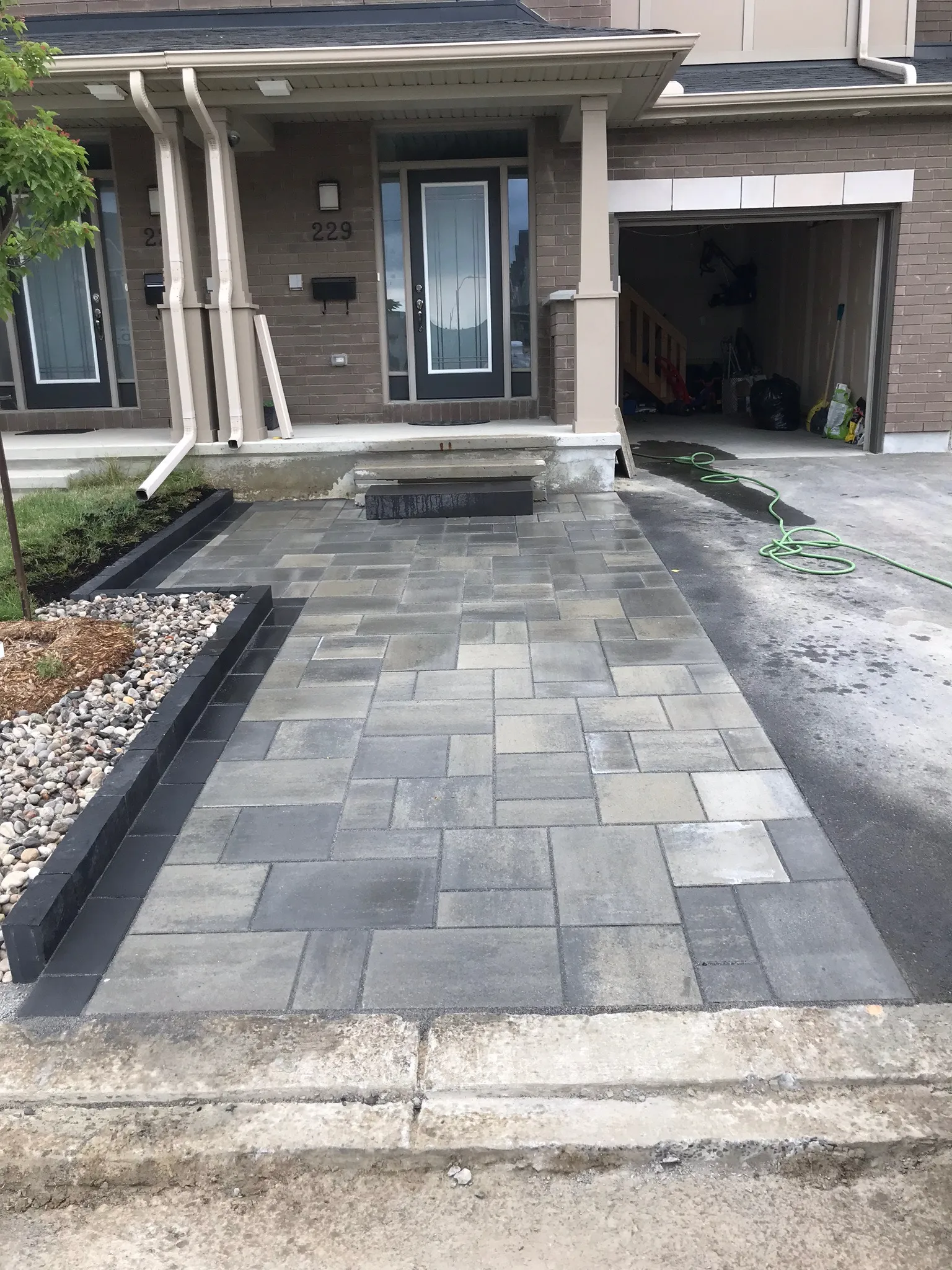 Coliseum Premium Concrete Driveway